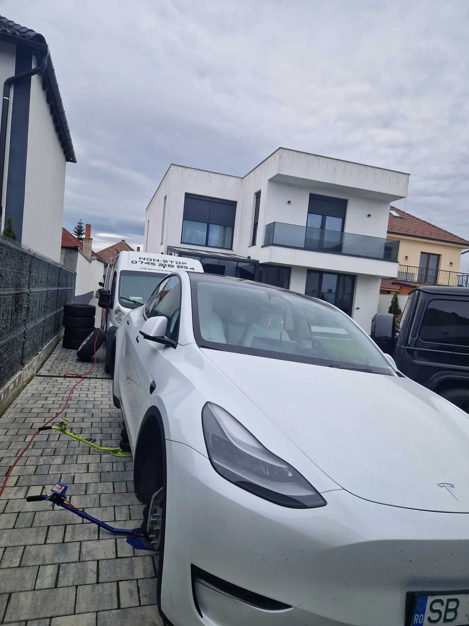 Vulcanizare Tesla Sibiu